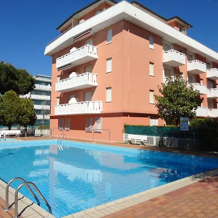 Relax In Our Fantastic Pool! Apartamento *